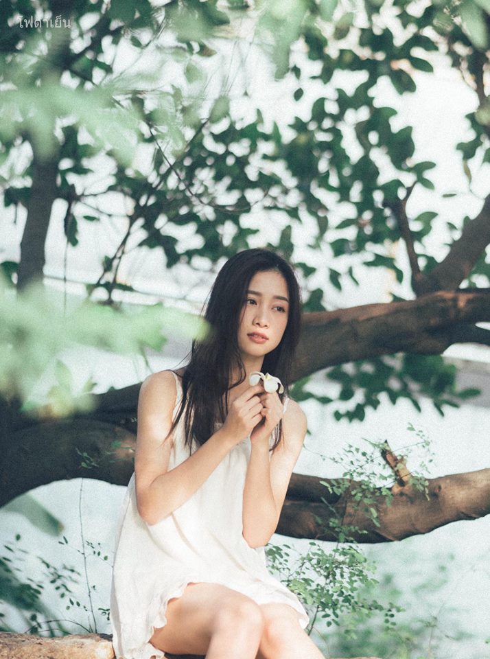 女教师《枫可怜》av在线播放